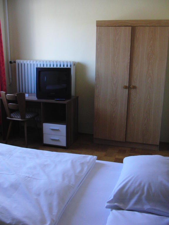 Hotel Angerer Vilseck Δωμάτιο φωτογραφία